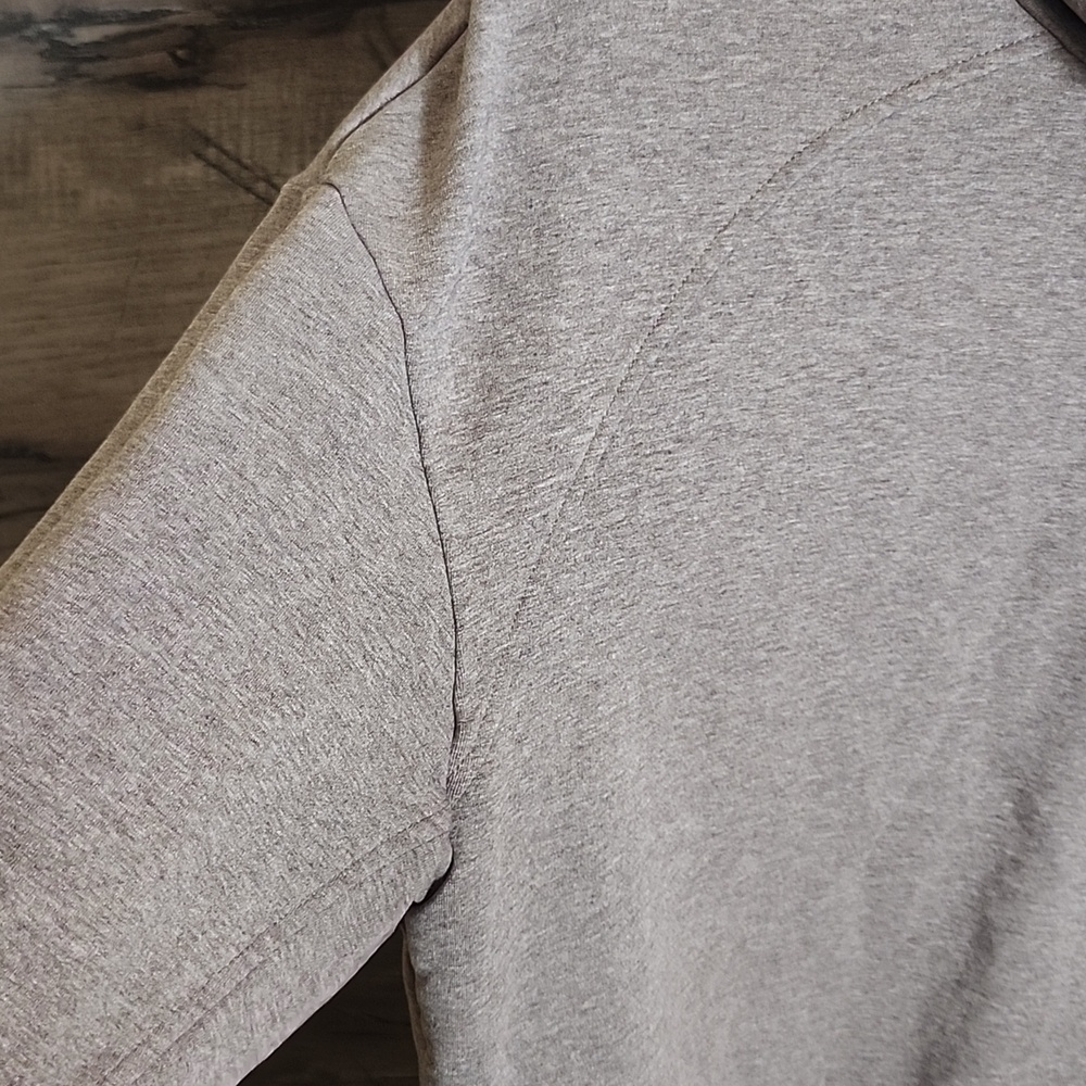 Varley Morrison Sweatshirt In Cinder - Picture 7 of 12